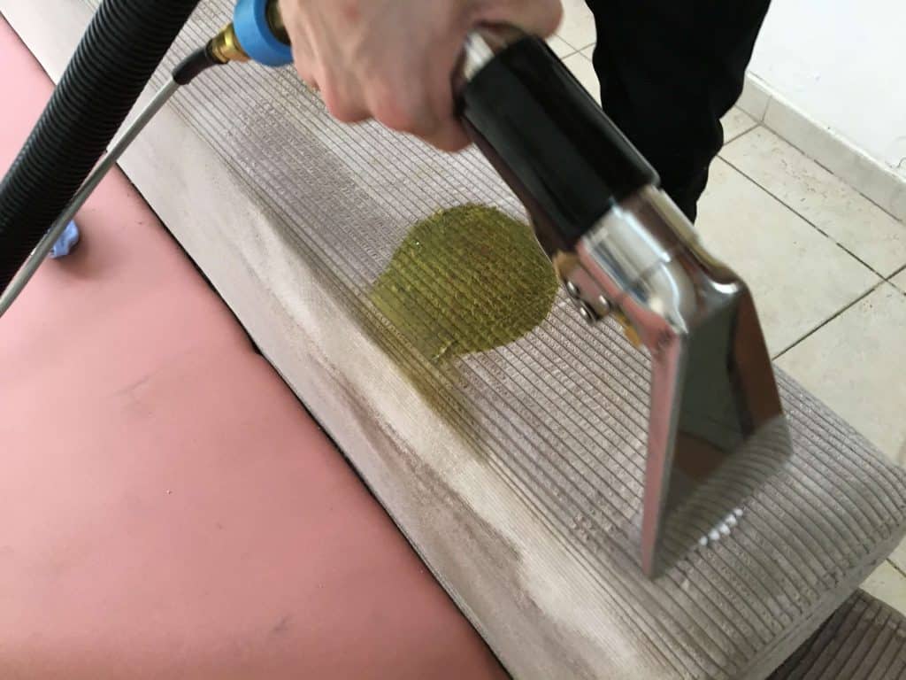 ניקוי כתמי דיו מספות בד weclean