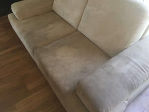 ניקוי ספות אלקנטרה לפני ניקוי